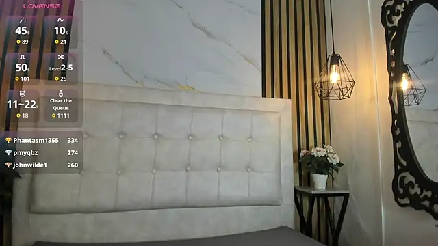 SckarletBloom Chat XXX in diretta