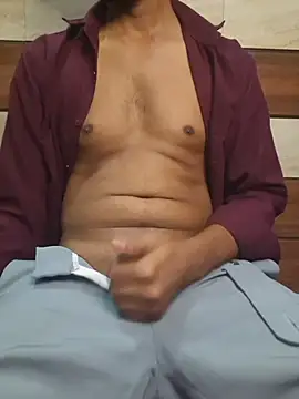 Yass_DaddyのライブXXXチャット