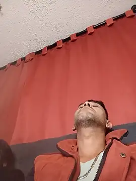 Czat XXX na żywo – Miia_liam_