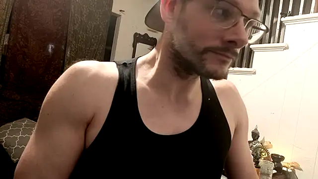 MasterDaddyCool élő XXX-chatje