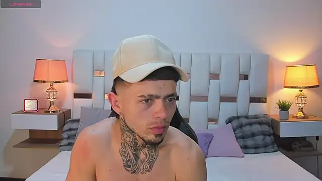 Zeus_damian21 XXX чат на живо