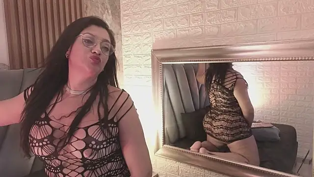 Chat XXX en directo de AndreinaLopezz