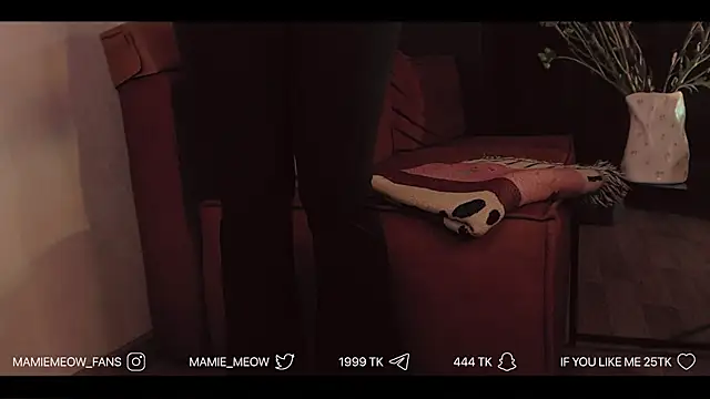 Mamiemeow's Live XXX Chat