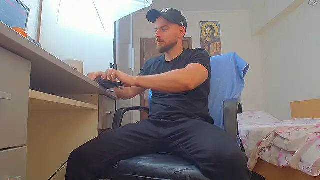 Živý XXX chat Ryanstone_