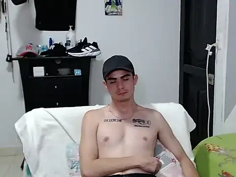 Zac_Efront Chat XXX live
