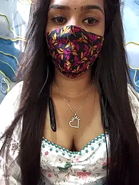 Tamil_Charu_のライブXXXチャット