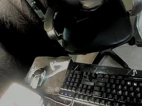 master_badboy – Naživo XXX chat