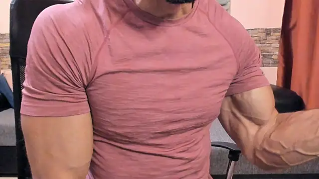 Chat XXX ao vivo de HotHunkTrainer