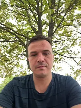 Chat XXX ao vivo de viktor1992-1-1