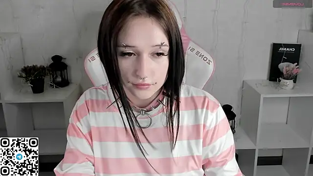 Emma-Blissa Chat XXX in diretta