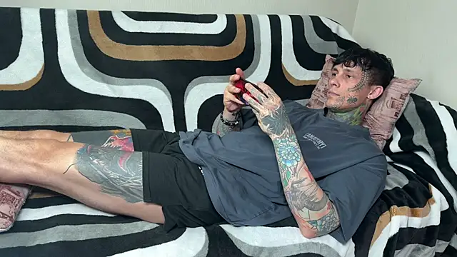 Chat +18 de Anubisgods ao vivo