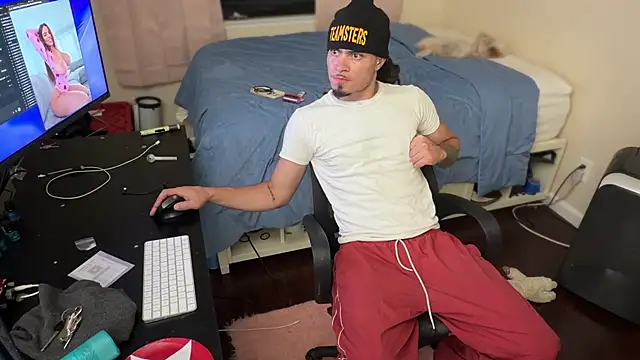 عرض كام thxbxbydjxc