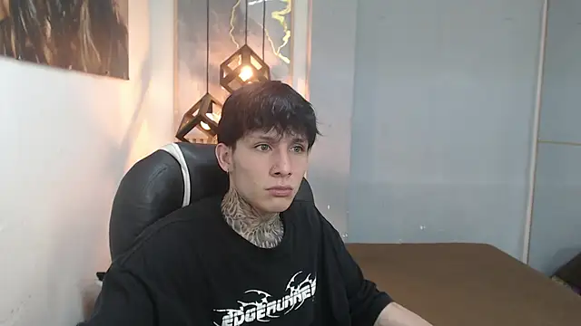 Cry_thereal's Live XXX Chat