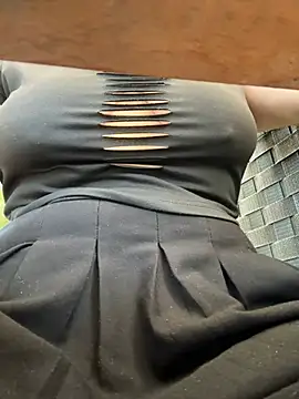 CrazyTori's Live XXX Chat