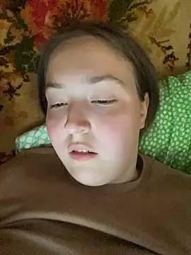 SweetyCute7 Live XXX-chat