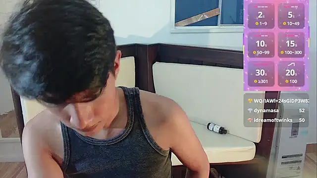 Онлайн чат XXX phuwin_bj