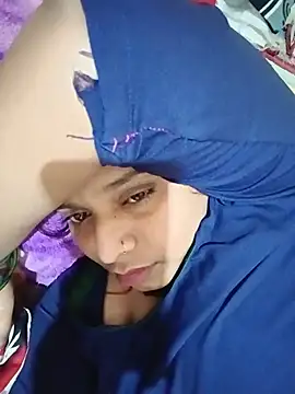 Priyasfhhc's Live XXX Chat