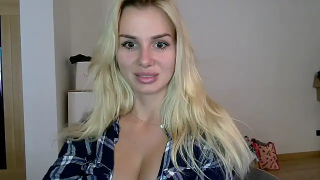 Chat XXX en directo de CorneliaSweet