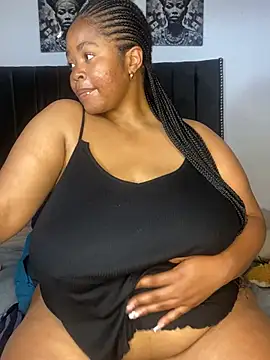 LunaCovenn's Live XXX Chat
