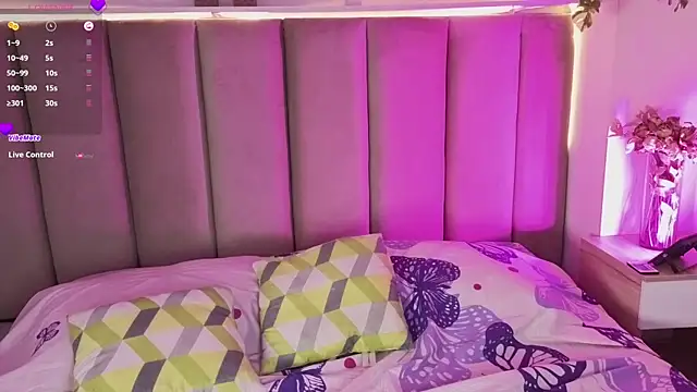 DaniiLove_: απευθείας συνομιλία ΧΧΧ