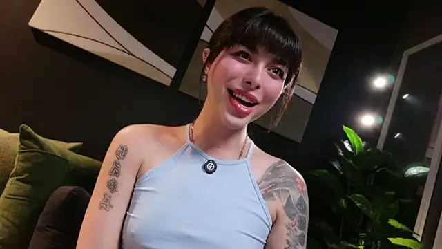 LetisiaRocks Chat XXX live