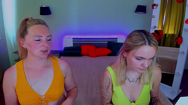 XXX chat uživo modela MagicEyess