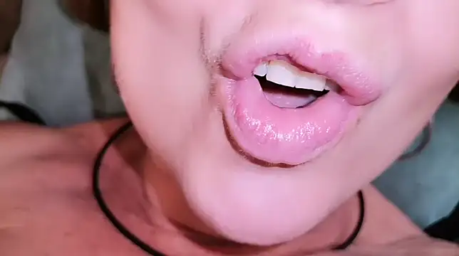 LadyAndTransy Chat XXX live