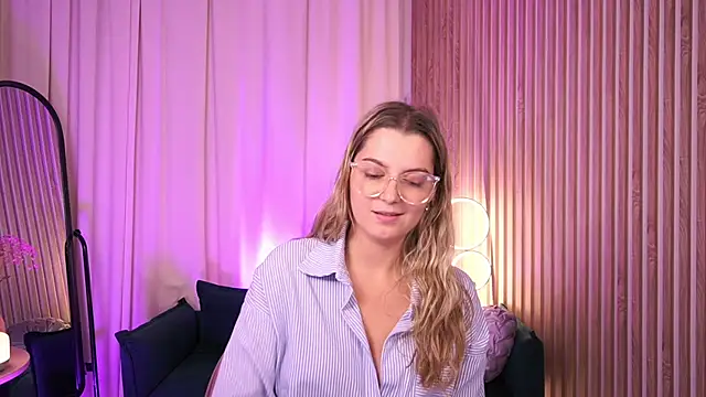 LucreciaStormn Live XXX chat