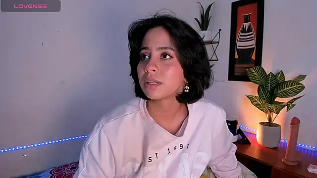 adriannyp_1's Live XXX Chat