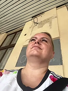 Meliss_Official9 – Live XXX-chat