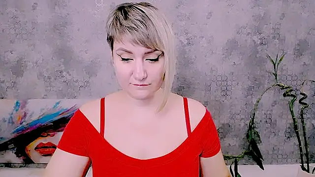 Djullia Chat XXX live
