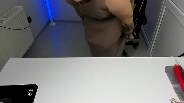 צ'אט XXX בשידור חי של LunaVenom