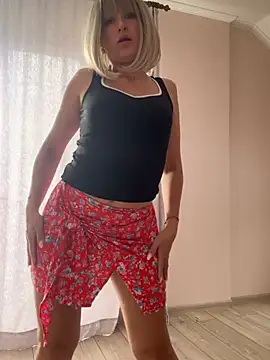 LunaFoxs Chat XXX live