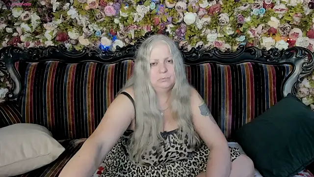 צ'אט XXX בשידור חי של mariabelladonna