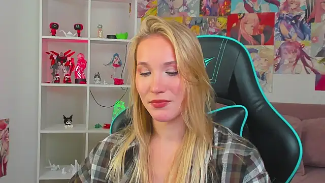 ElaraVoltage Chat XXX live