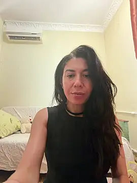 XXX chat uživo modela InnocentDevil_