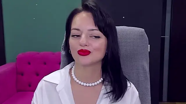 Онлайн чат XXX BellaRowan