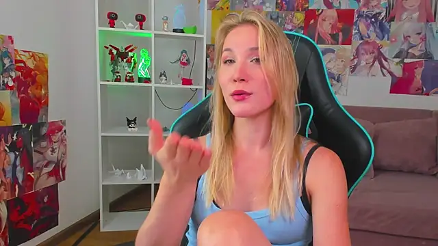 ElaraVoltage Chat XXX in diretta
