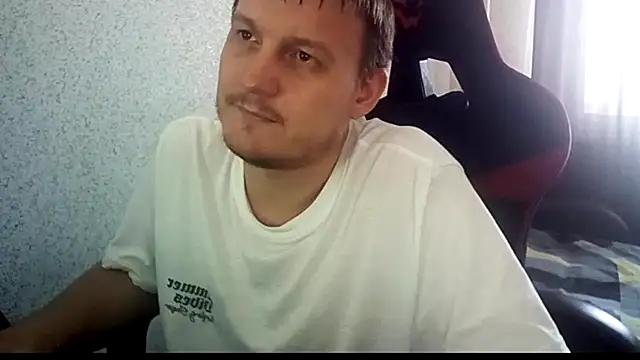 MysteriousWanderer Pertunjukan Webcam