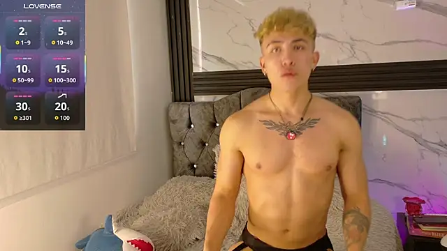 Saimonvela Live XXX Chat