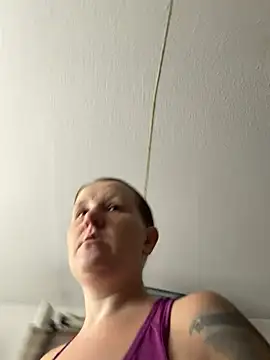 wetgerman_2 – Live XXX-chat