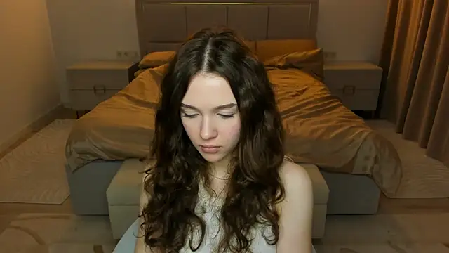 Chatroom XXX en direct de SharriSang