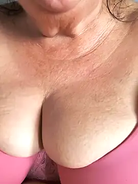 KICIA10 – Naživo XXX chat