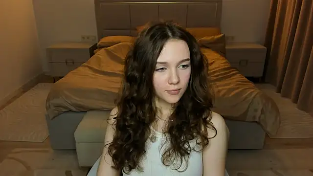 SharriSang Adlı Modelin Canlı XXX Sohbeti