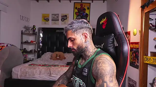 Chat XXX en directo de logan_hugh8