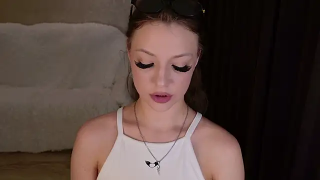 Amanda_Grasy: απευθείας συνομιλία ΧΧΧ