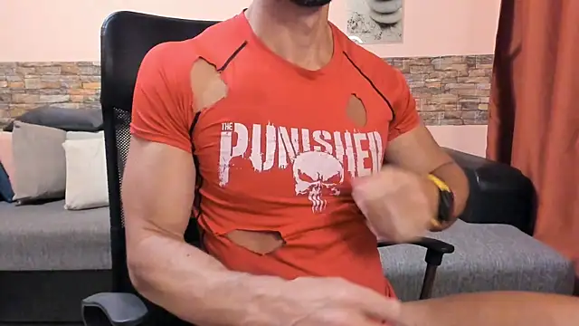 Chatroom XXX en direct de HotHunkTrainer