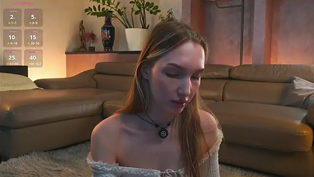 YvetteMilbrett Chat XXX live