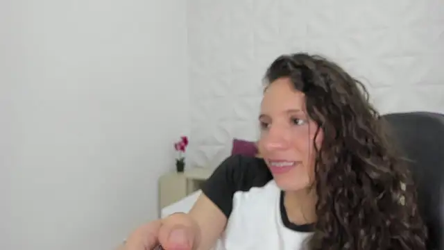 Chat XXX en directo de valeryn__rosse