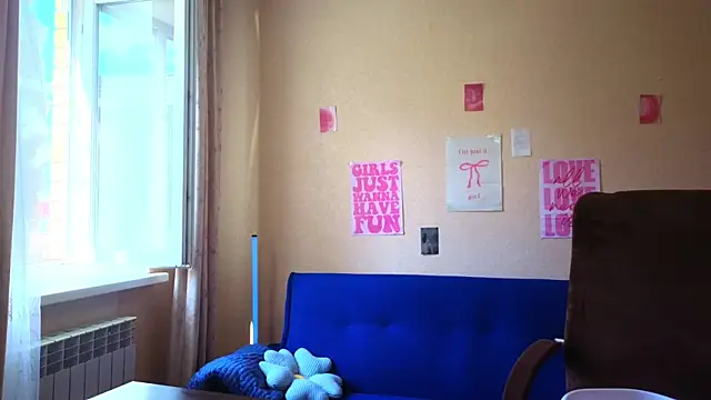 Mirabelle_Velvet Adlı Modelin Canlı XXX Sohbeti